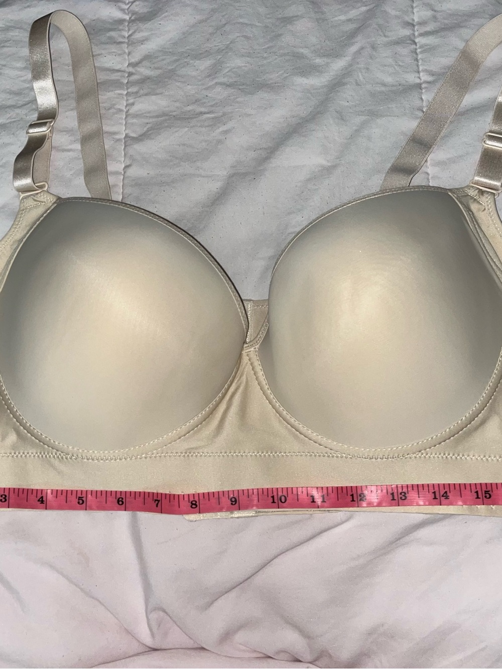 Everyday Smooth T-Shirt Bra in Cream